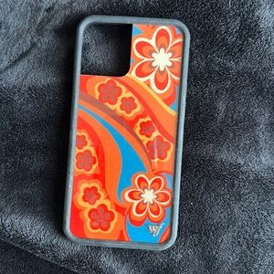 Wildflower cases 12 pro max Ricky Thompson